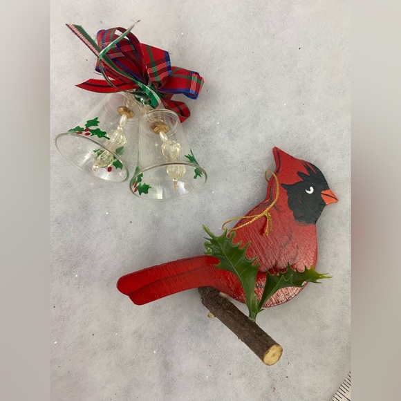 Vintage Christmas Tree Ornaments Decor Lot Cardinal Goose Bells Heart Presents - Picture 4 of 8